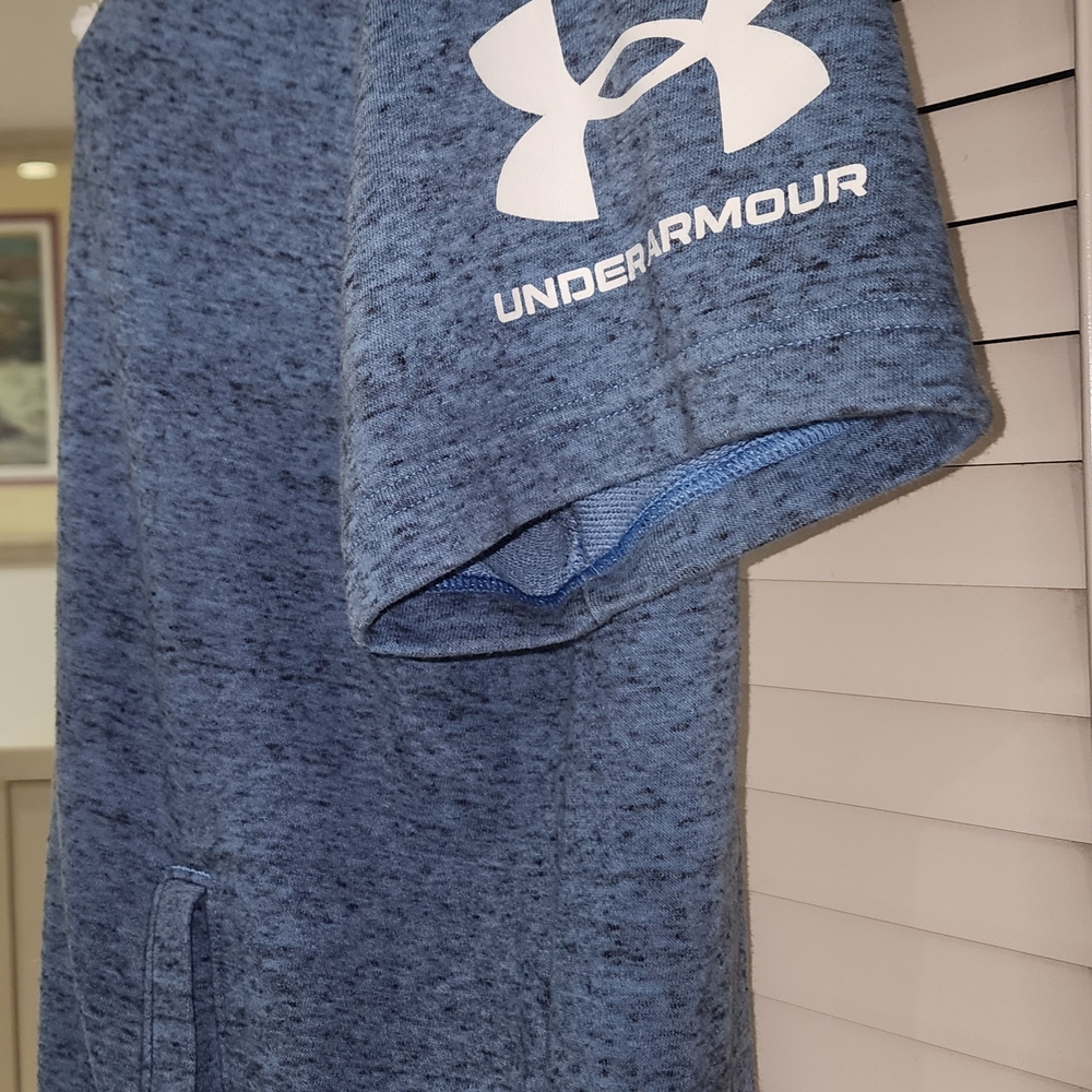 Under Armour Blue Short Sleeve Shirt